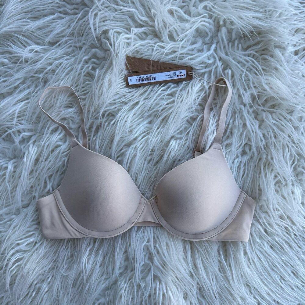 Skims Fits Everybody T-Shirt Bra Sand Size 32B